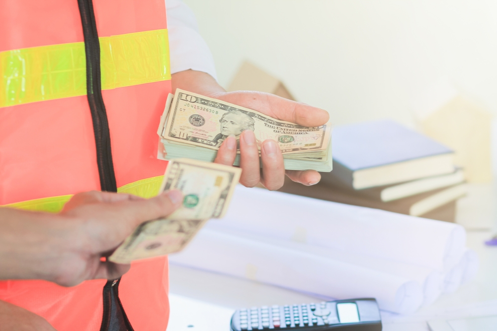 Engineers,And,Foreman,Are,Calculating,Workers',Expenses,And,Overtime,To